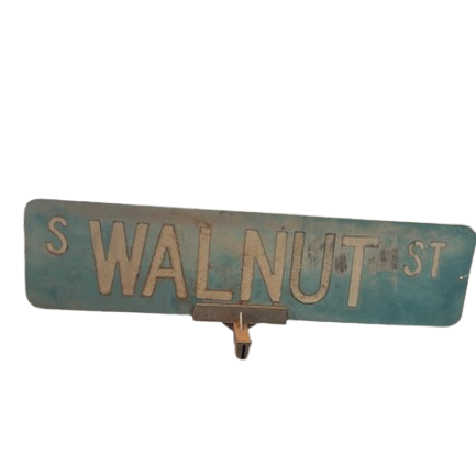 Metal Street Sign "Walnut St"