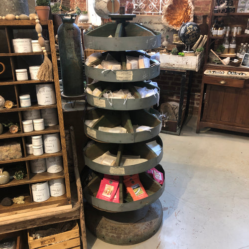 Round Tiered Shelf Unit