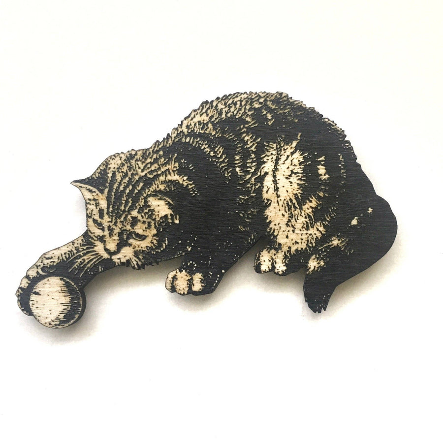 Wood Cat Magnet